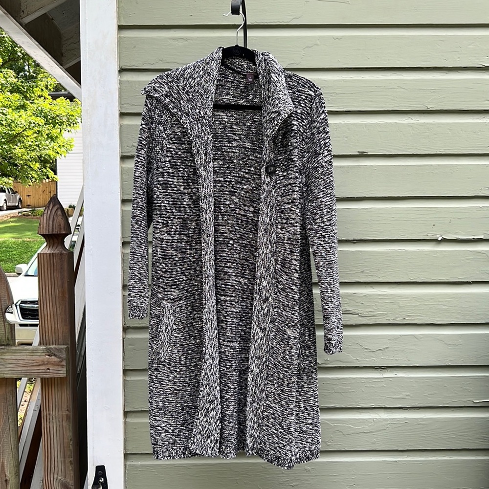 DANA BUCHMAN KNIT OPEN FRONT SWEATER